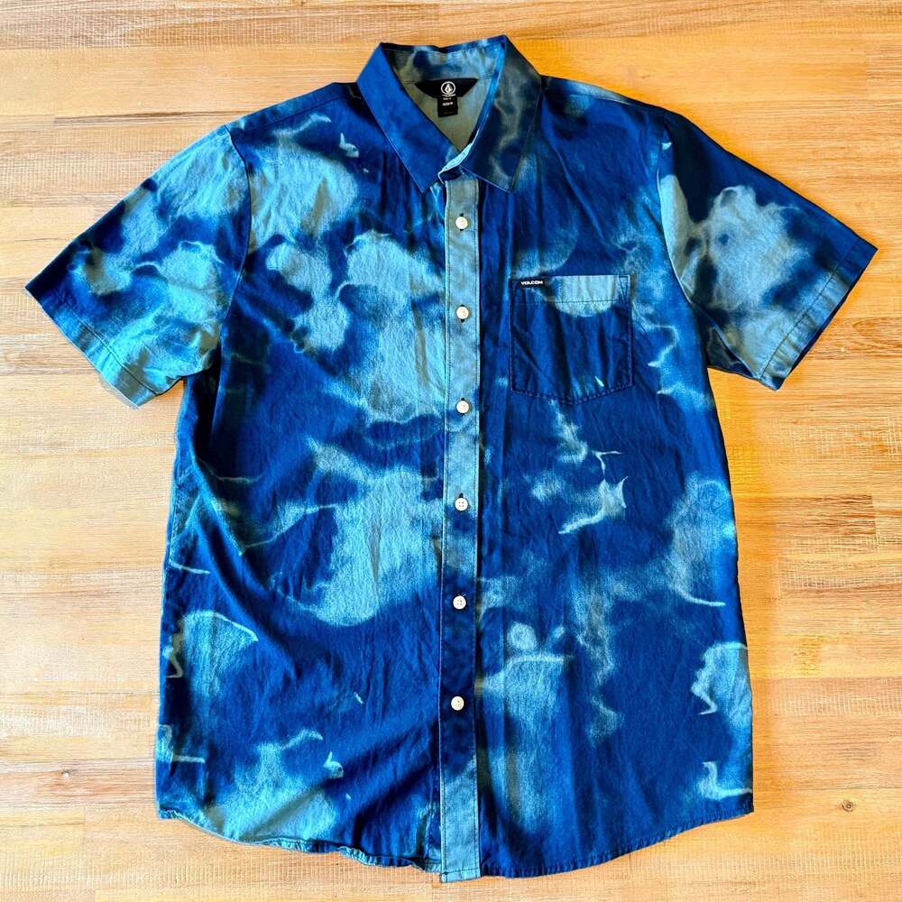 Volcom Blue Bleach Tie Dye Short Sleeve Button Down Shirt Size Medium